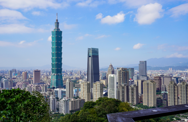 房市表面穩、風險潛伏？升息沒掀違約潮，全臺違約率仍低　專家示警高槓桿恐成破口